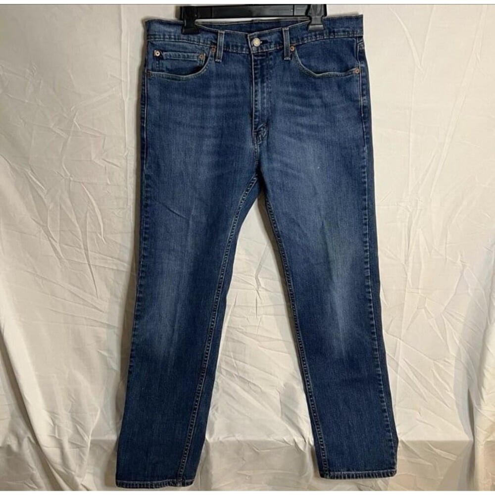 Levi's 505 Regular Straight Jeans Men's 36x34 (measurements 36x31)